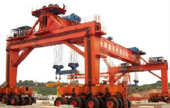 輪胎式門機(jī)