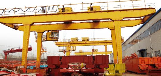 雙主梁門式起重機(jī)